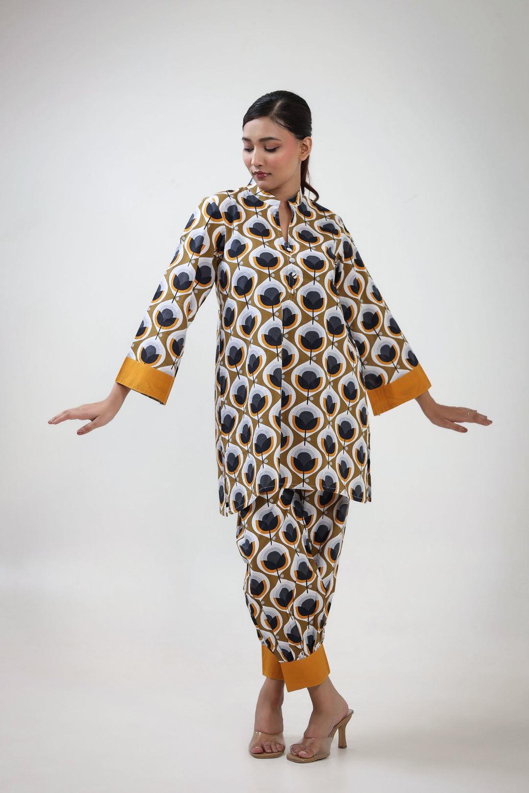 Geometric buta printed coordset
