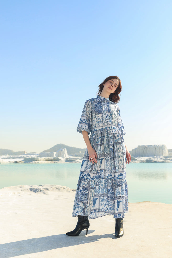 Blue feather  print tier maxi dress