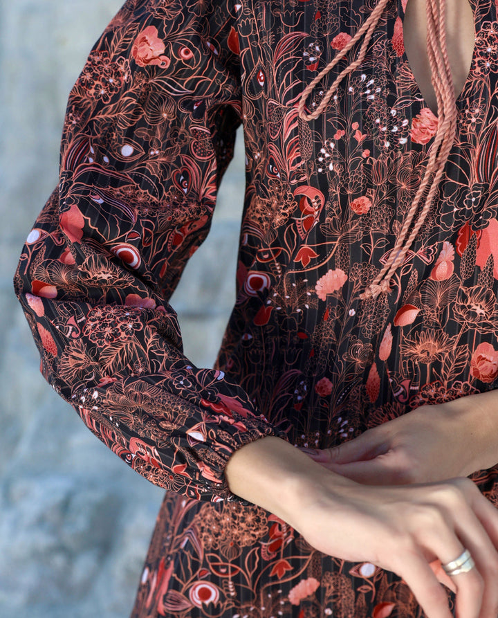 Black bloom maxi dress