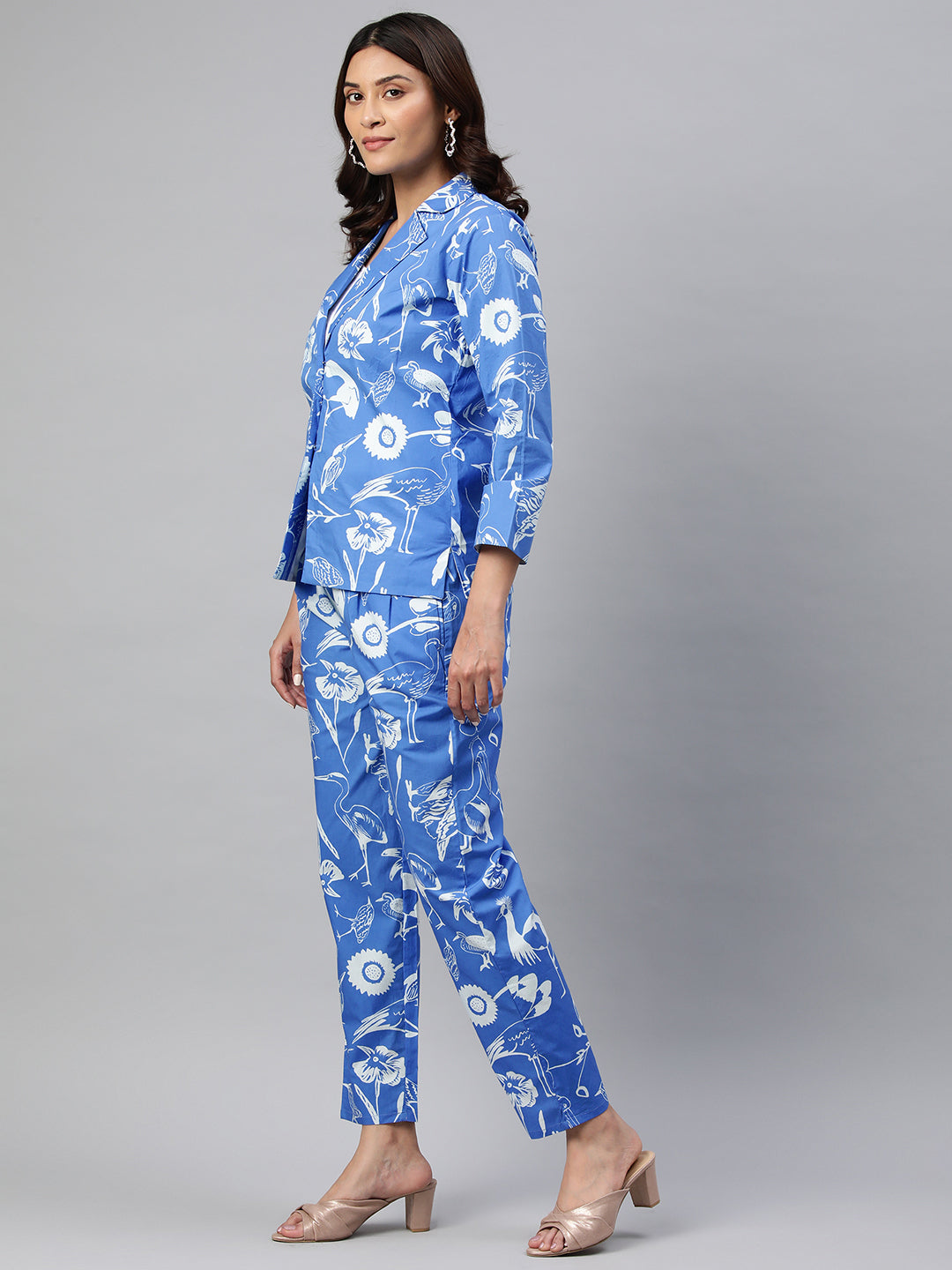 Blue Color Floral Printed Pure Cotton Three-Quarter Sleeves Co-Ords