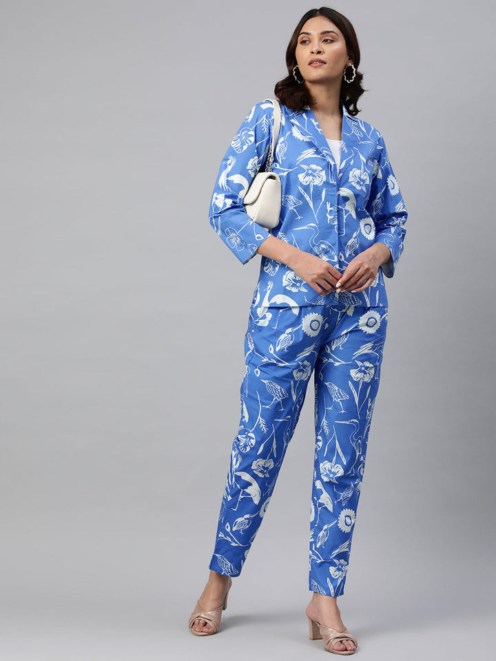 Blue Color Floral Printed Pure Cotton Three-Quarter Sleeves Co-Ords